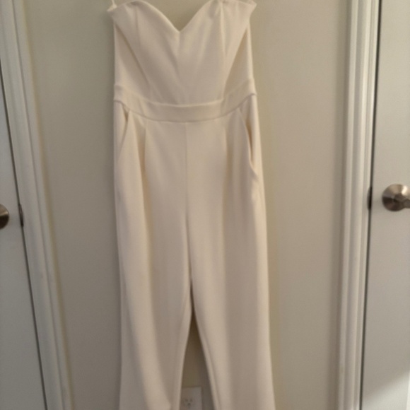 With tags Express jumpsuit - Picture 1 of 4